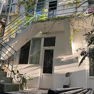 Shapatava Apartment